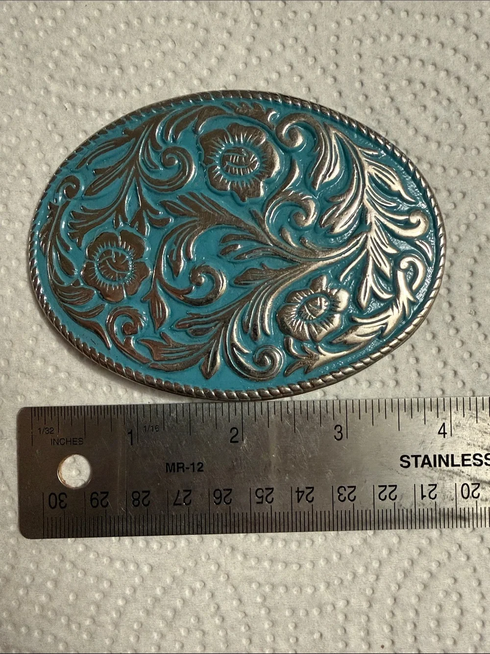Belt buckle witDecorative Turquoise Floral Oval Accent - Turquoise Silver Finish
